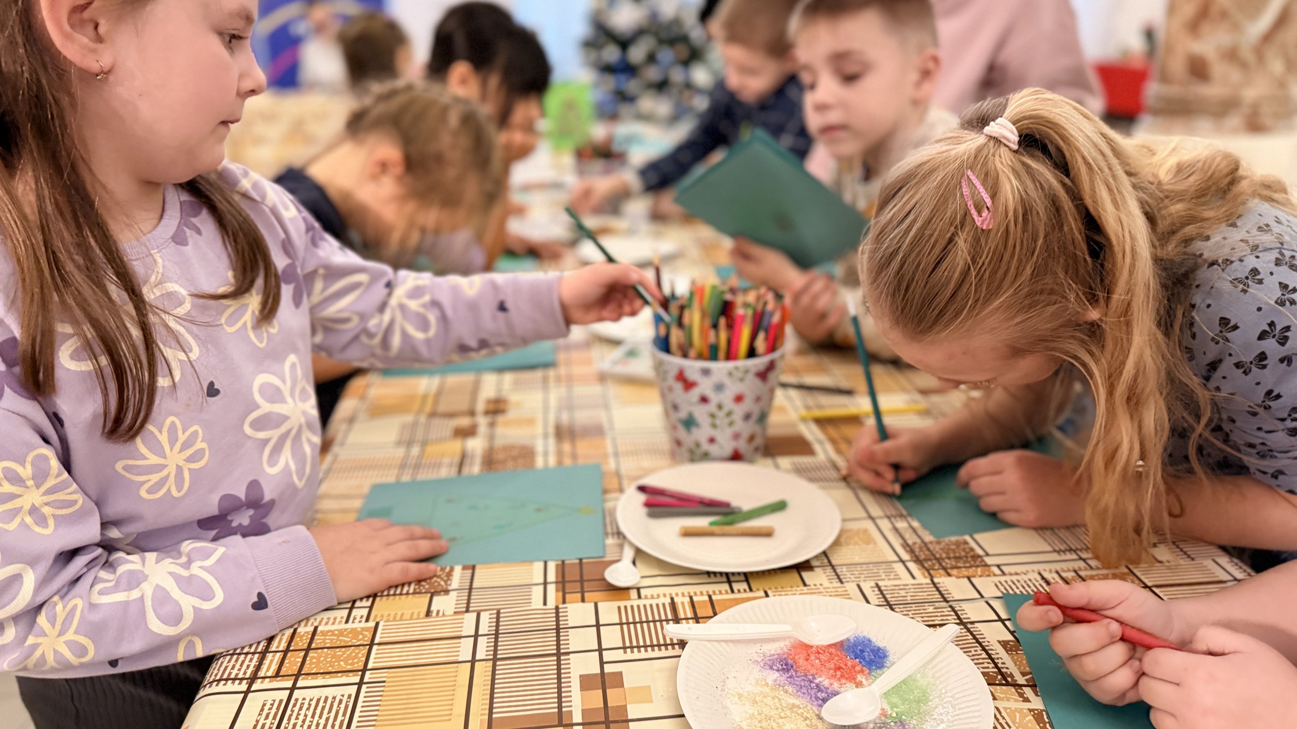 KEĎ UMENIE ZBLIŽUJE – tvorivé viacgeneračné stretnutia 2025