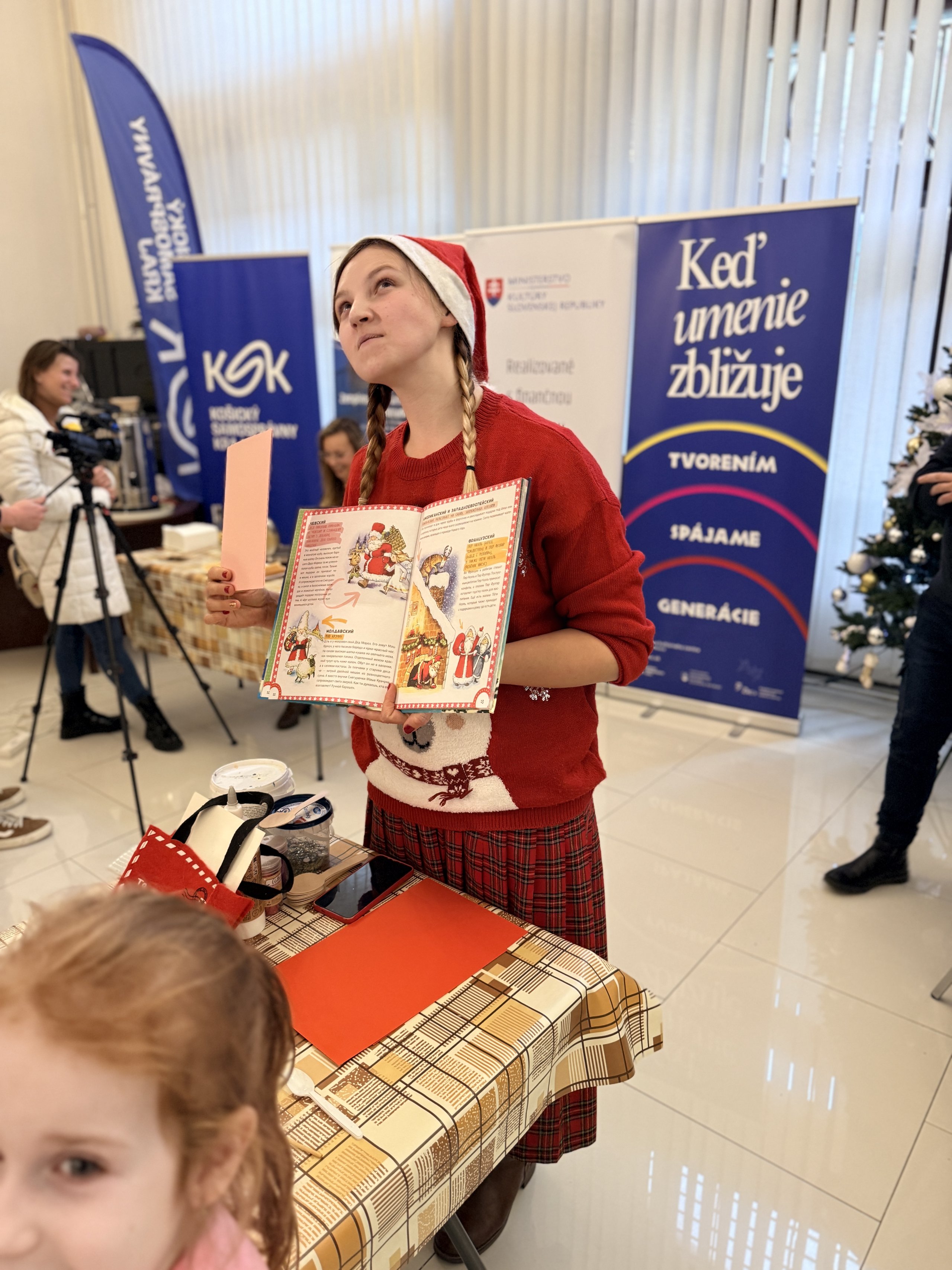 KEĎ UMENIE ZBLIŽUJE – tvorivé viacgeneračné stretnutia 2025