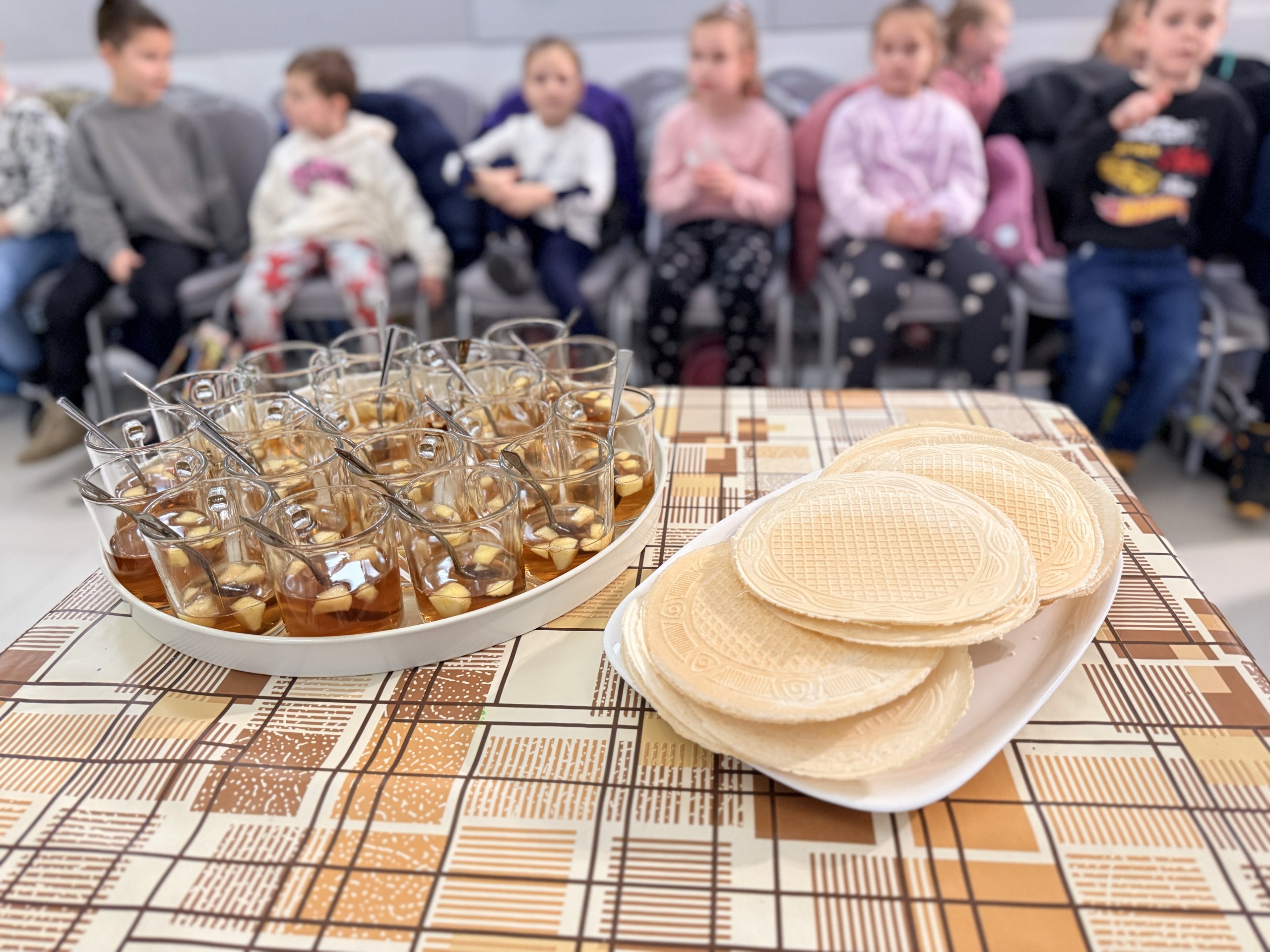 KEĎ UMENIE ZBLIŽUJE – tvorivé viacgeneračné stretnutia 2025