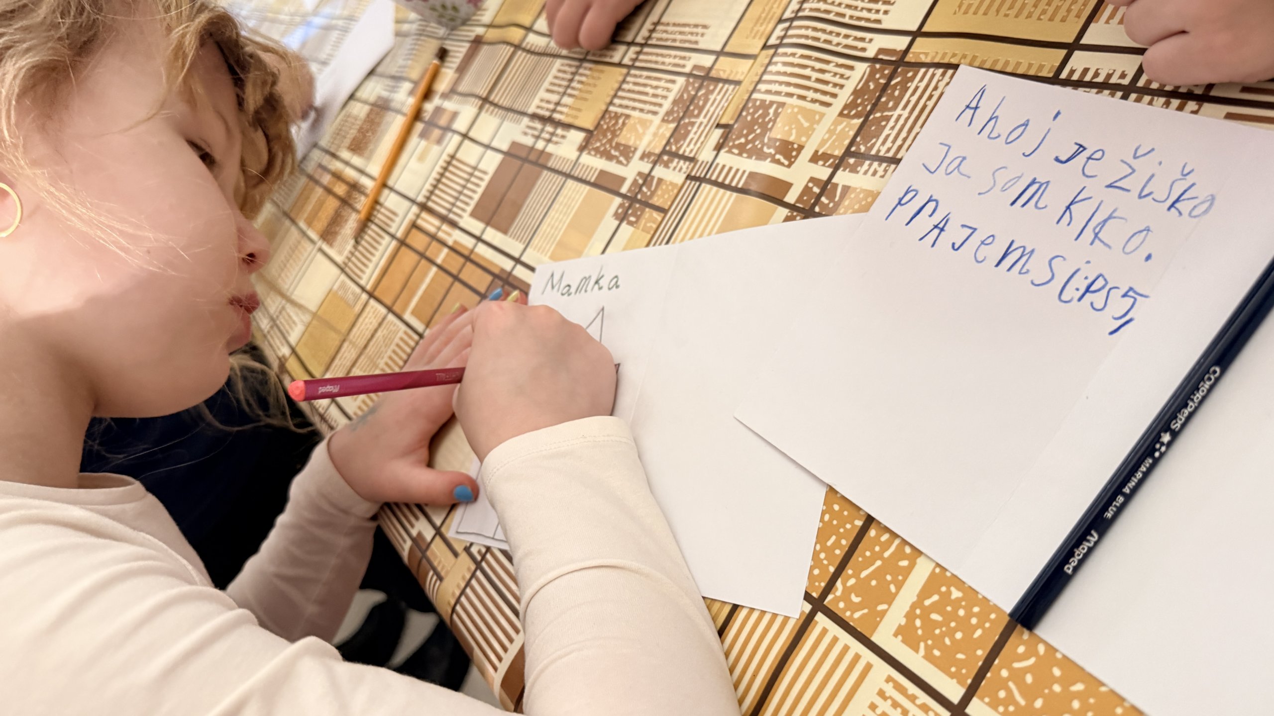 KEĎ UMENIE ZBLIŽUJE – tvorivé viacgeneračné stretnutia 2025