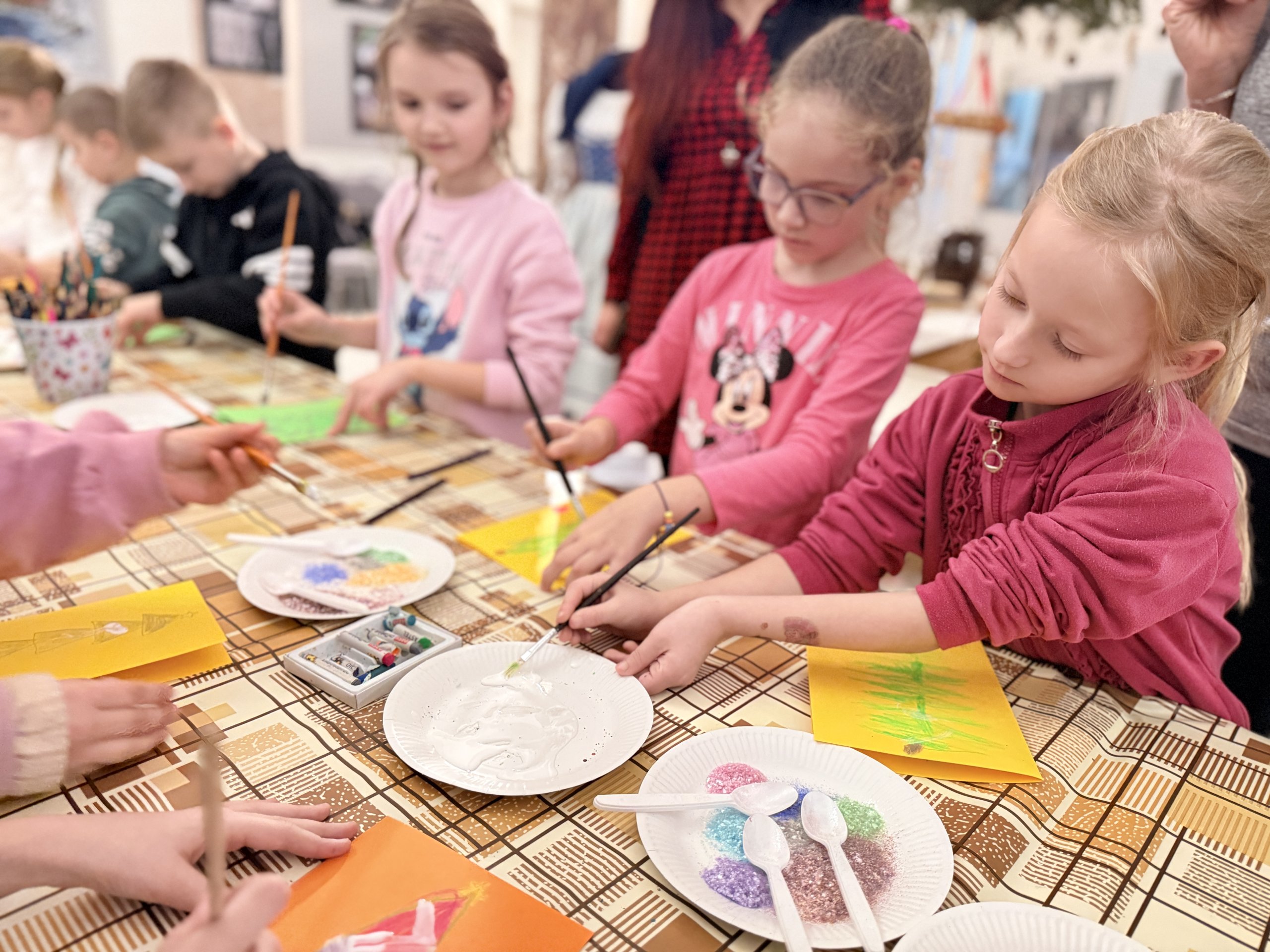 KEĎ UMENIE ZBLIŽUJE – tvorivé viacgeneračné stretnutia 2025