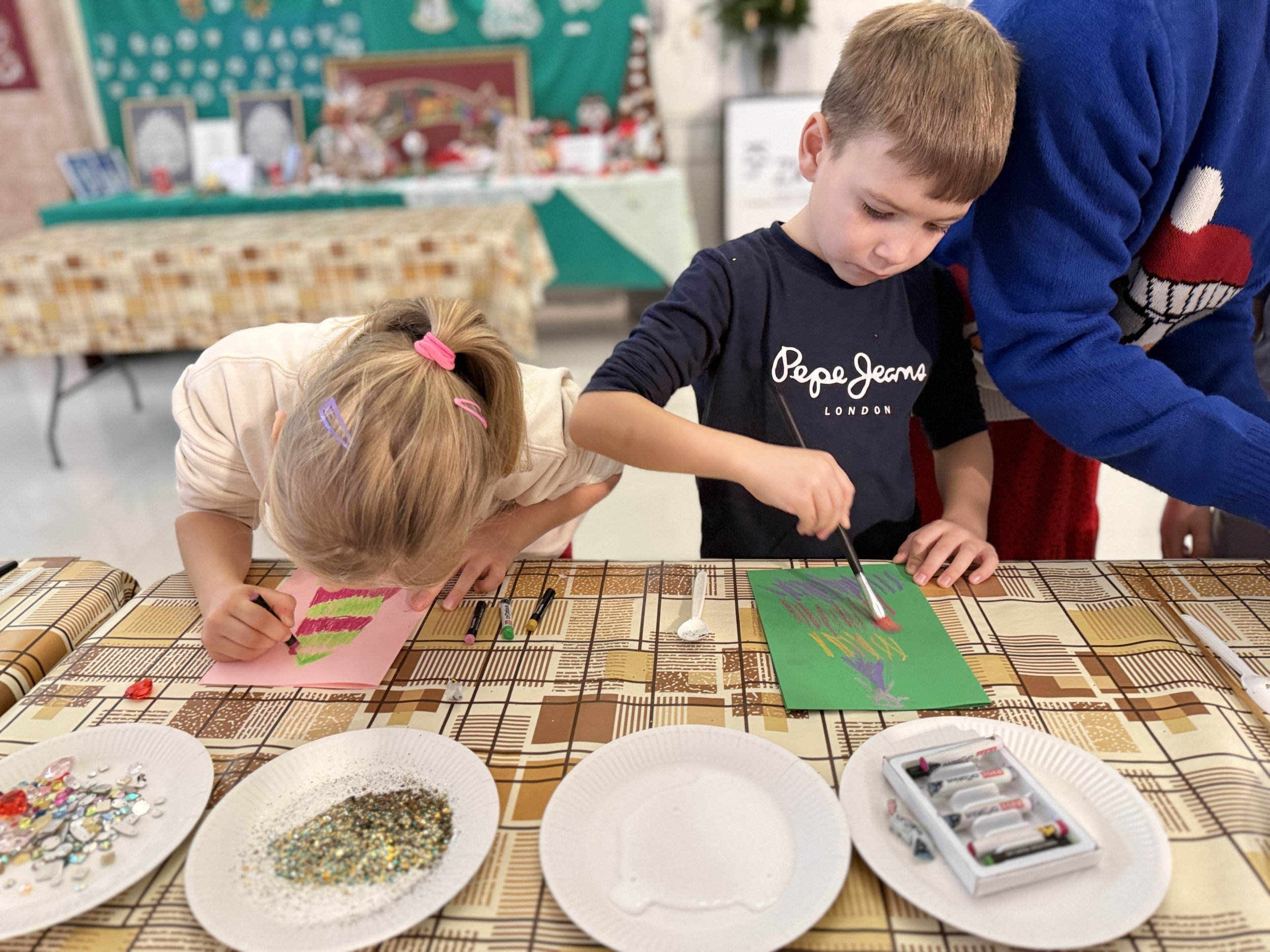 KEĎ UMENIE ZBLIŽUJE – tvorivé viacgeneračné stretnutia 2025