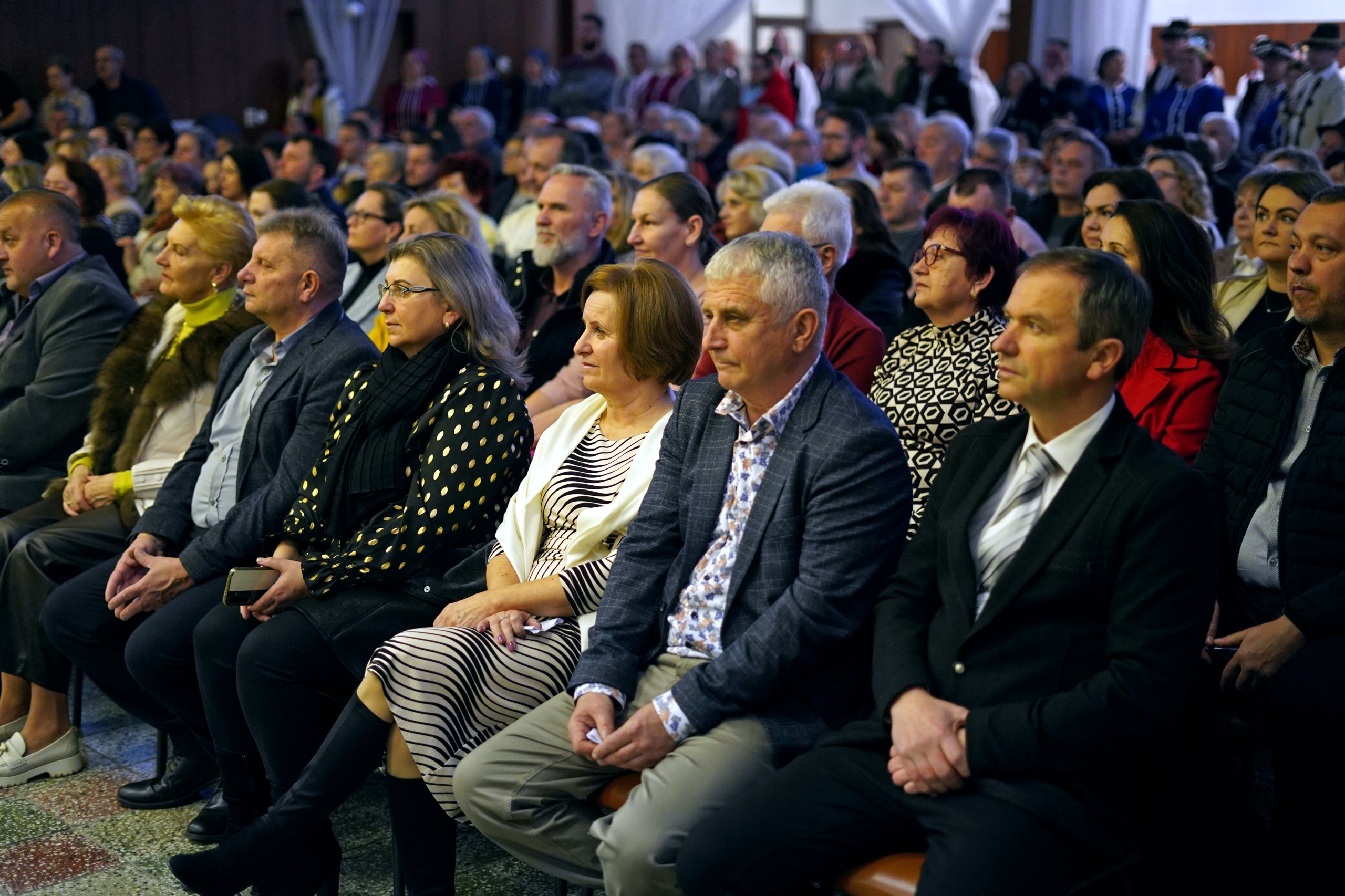 SVETLO TRADÍCIÍ  festival kolied a zvykov