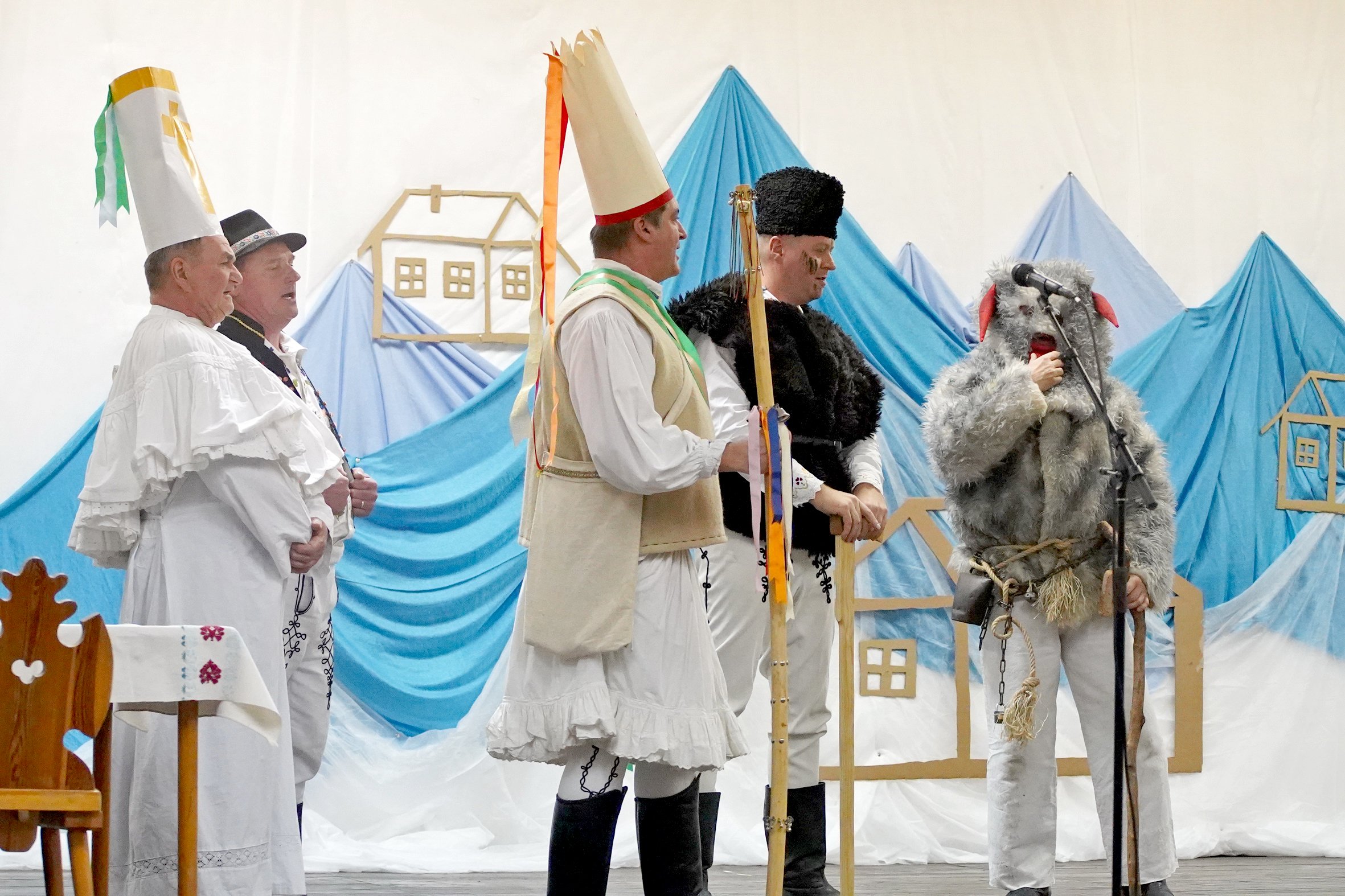 SVETLO TRADÍCIÍ  festival kolied a zvykov