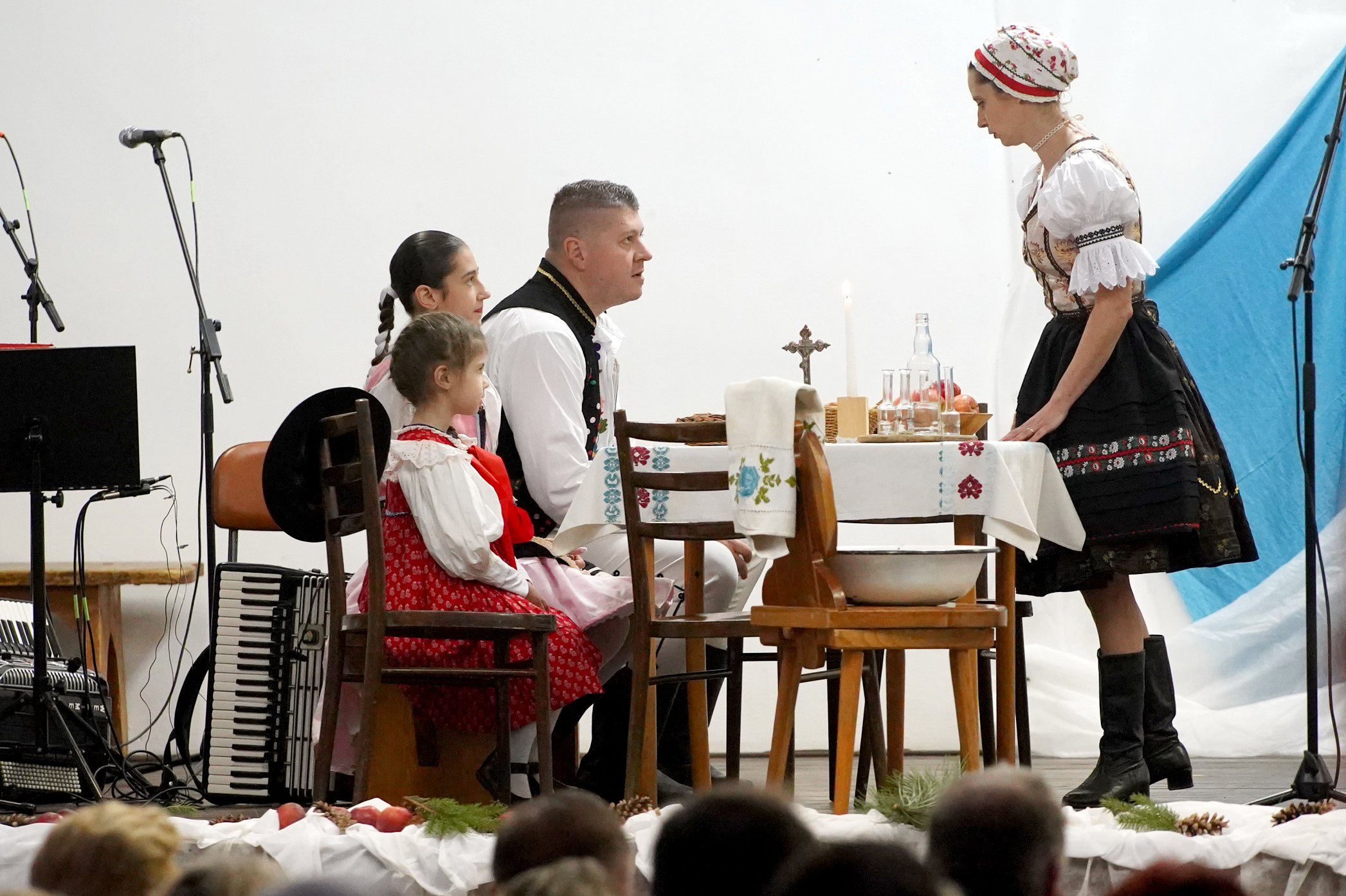 SVETLO TRADÍCIÍ  festival kolied a zvykov