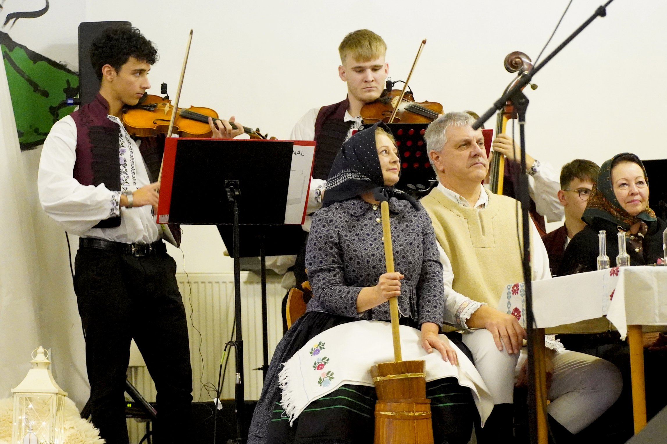 SVETLO TRADÍCIÍ  festival kolied a zvykov