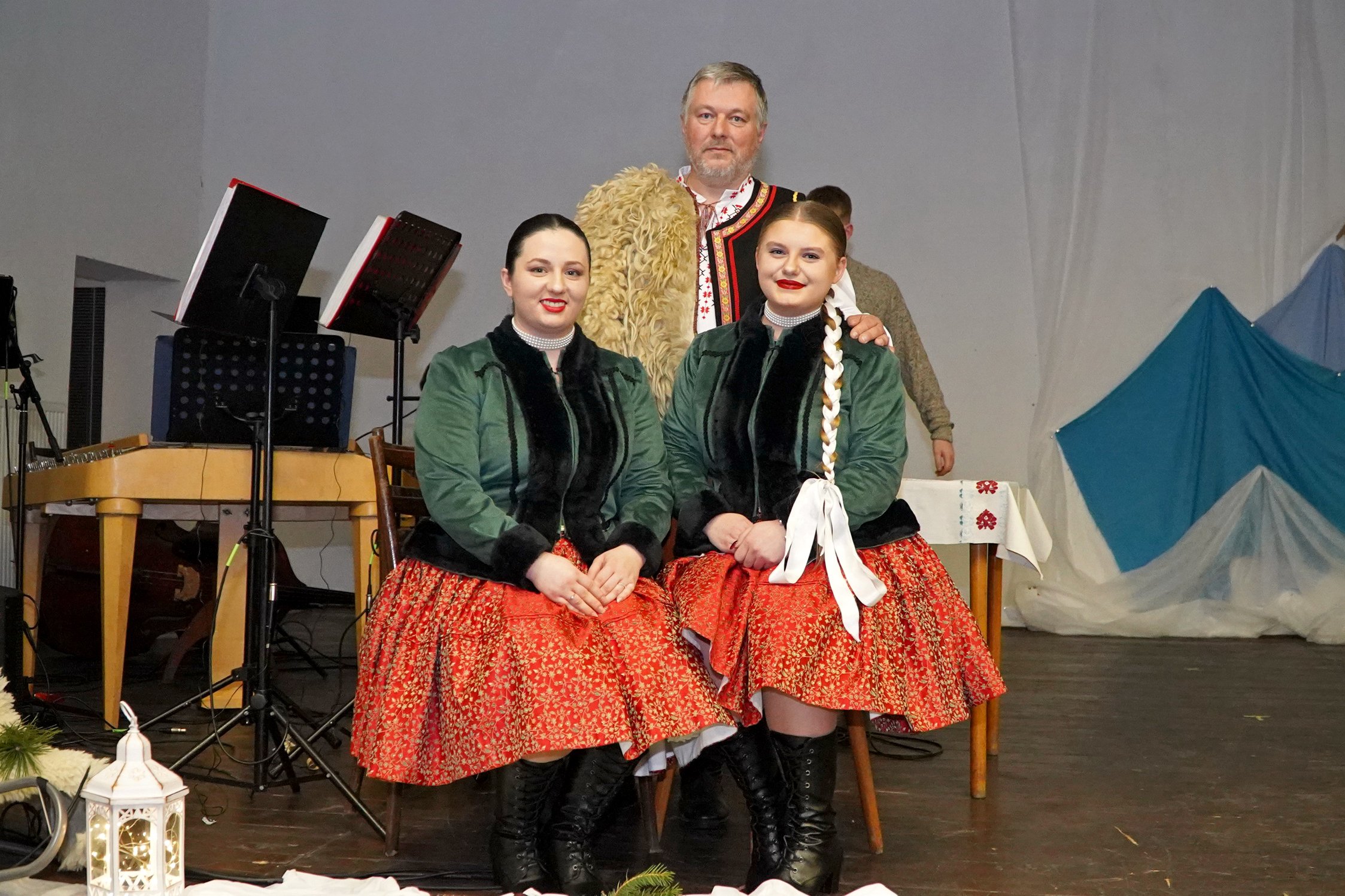 SVETLO TRADÍCIÍ  festival kolied a zvykov