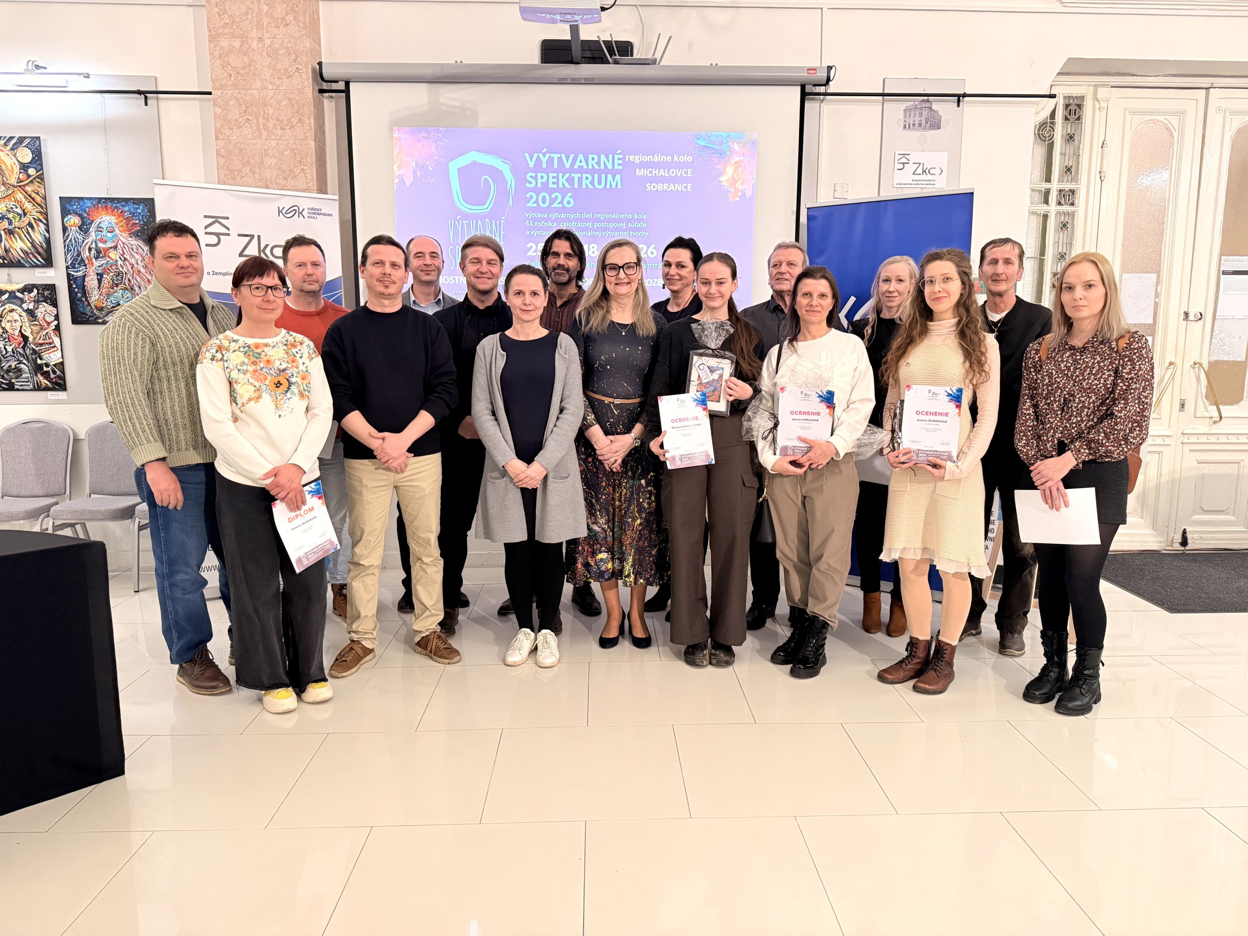 VÝTVARNÉ SPEKTRUM 2026 regionálne kolo Michalovce, Sobrance - vernisáž, vyhodnotenie, rozborový seminár