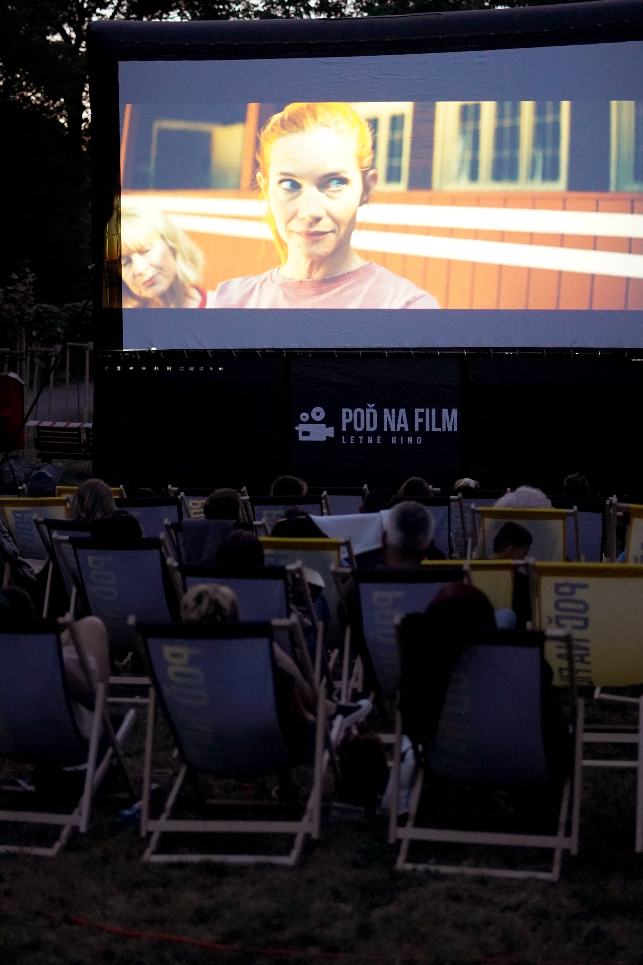 Letný večer pohybu, filmu a hviezd