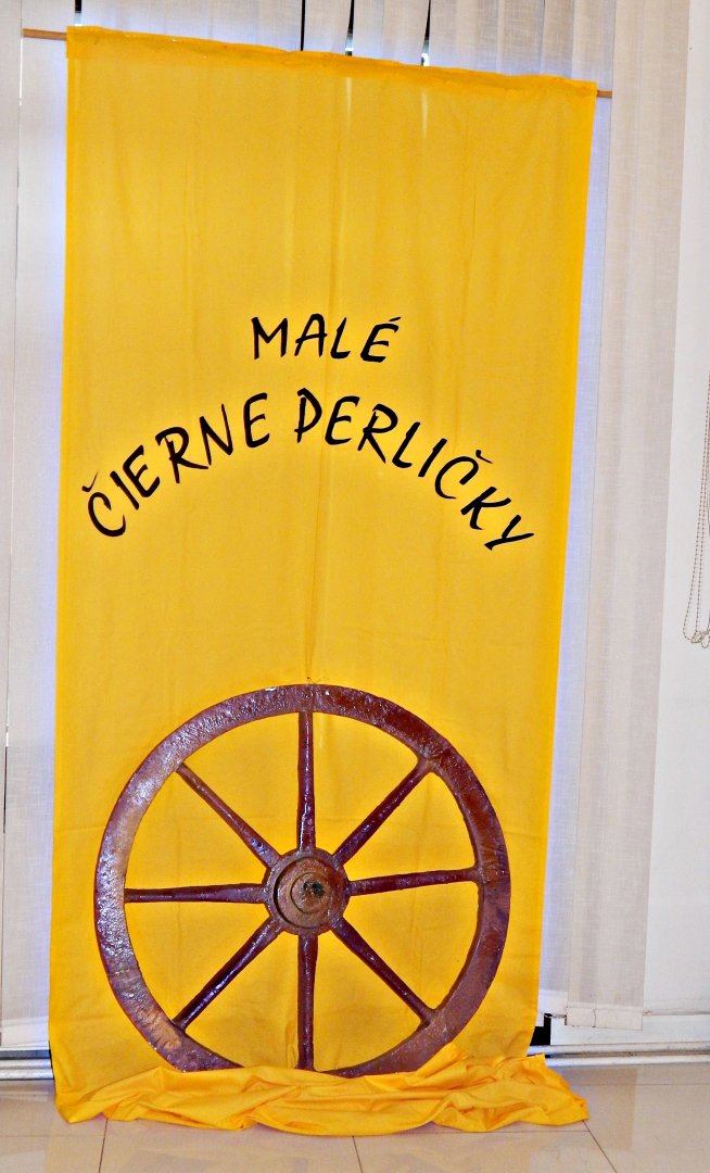 MALÉ ČIERNE PERLIČKY - regionálna súťaž 