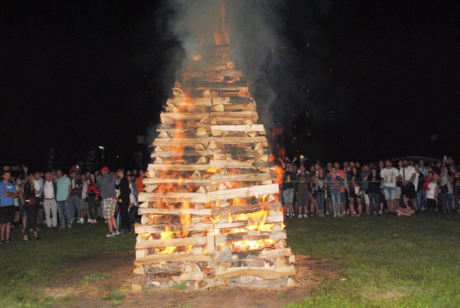 Jánske ohne nad Šíravou 