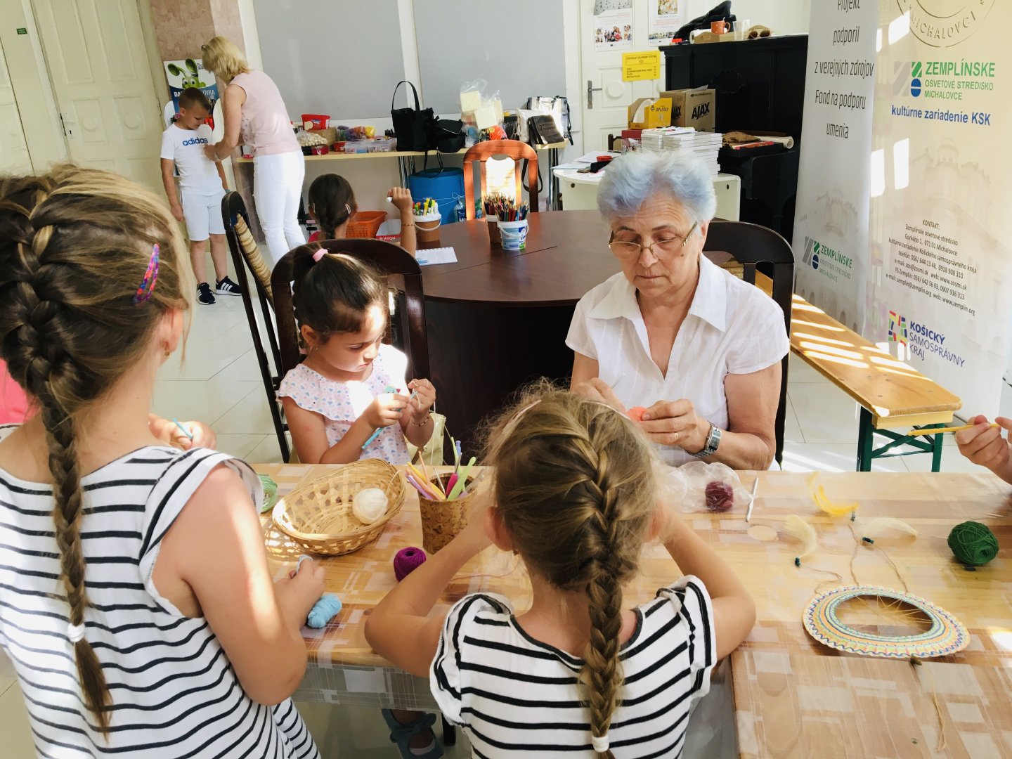 UMENIE, TRADÍCIE, INŠPIRÁCIE -cyklus tvorivých dielní