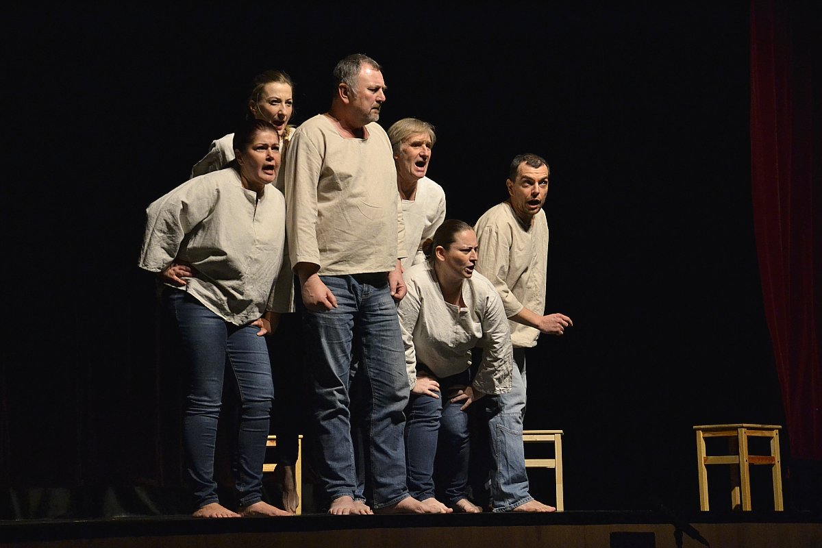 SCÉNICKÁ JESEŇ-malý divadelný festival ochot.divadiel