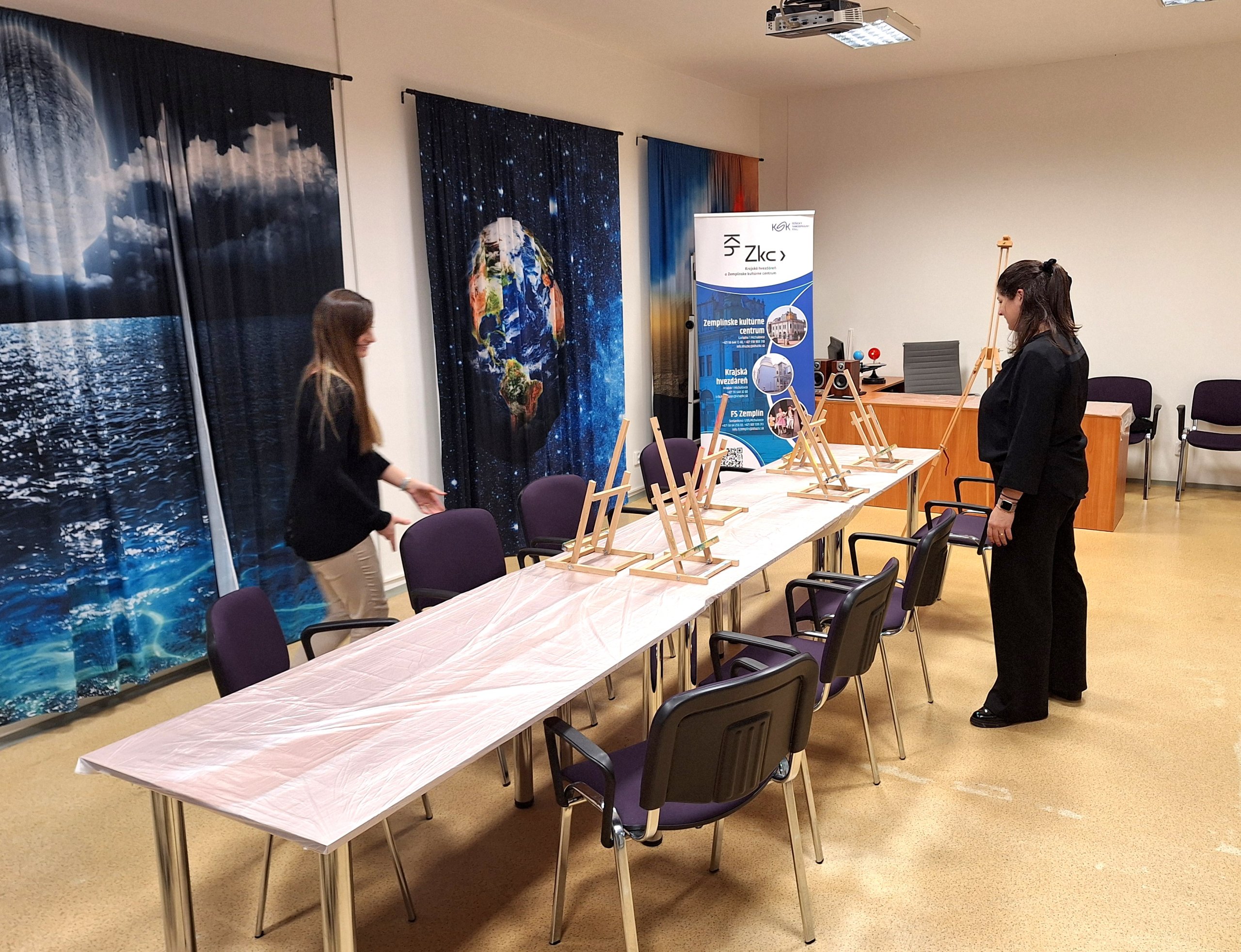 Večerné pozorovanie oblohy - Všetky oči hore!