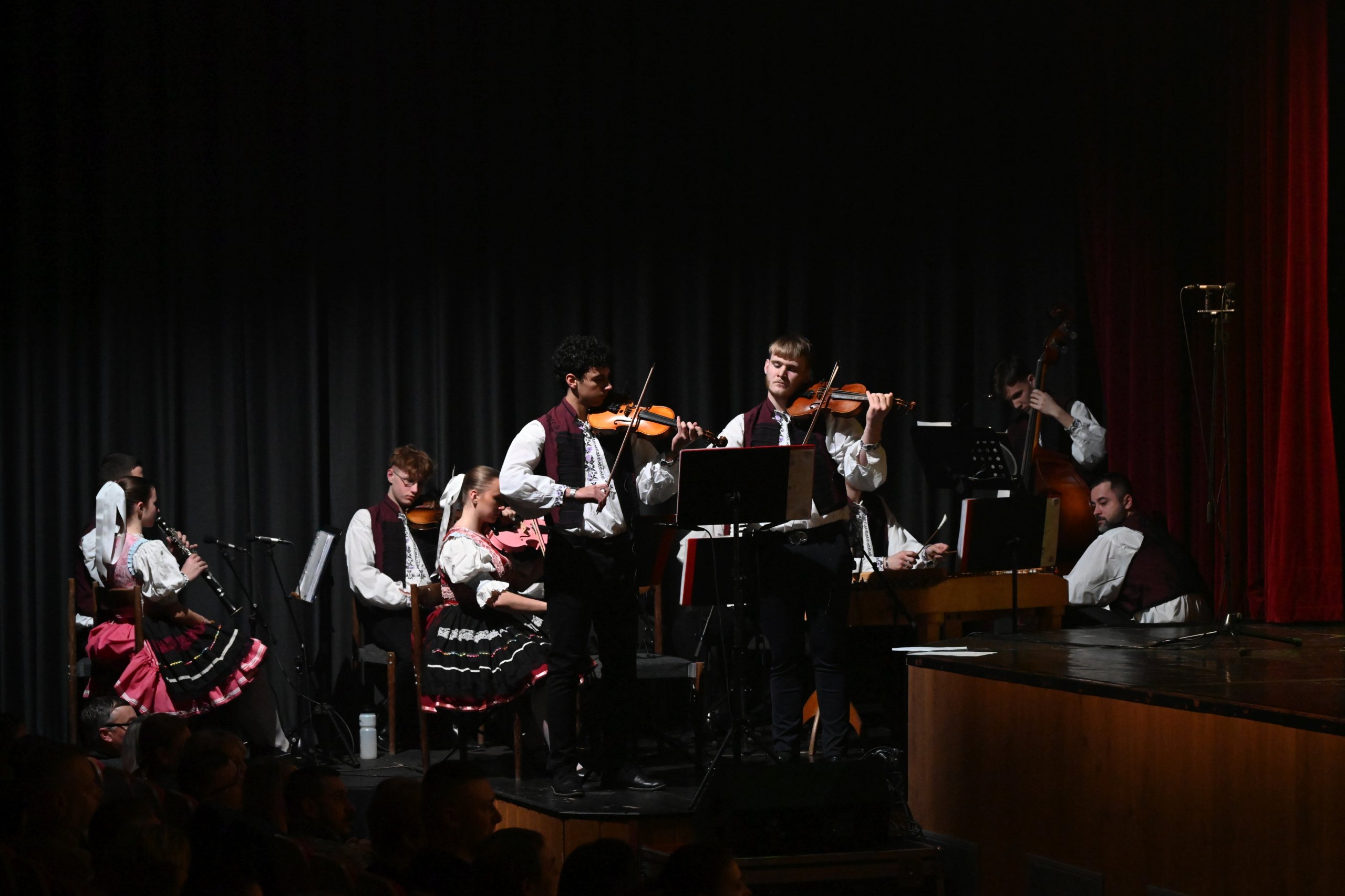 Hopsa deti, hopsasa...