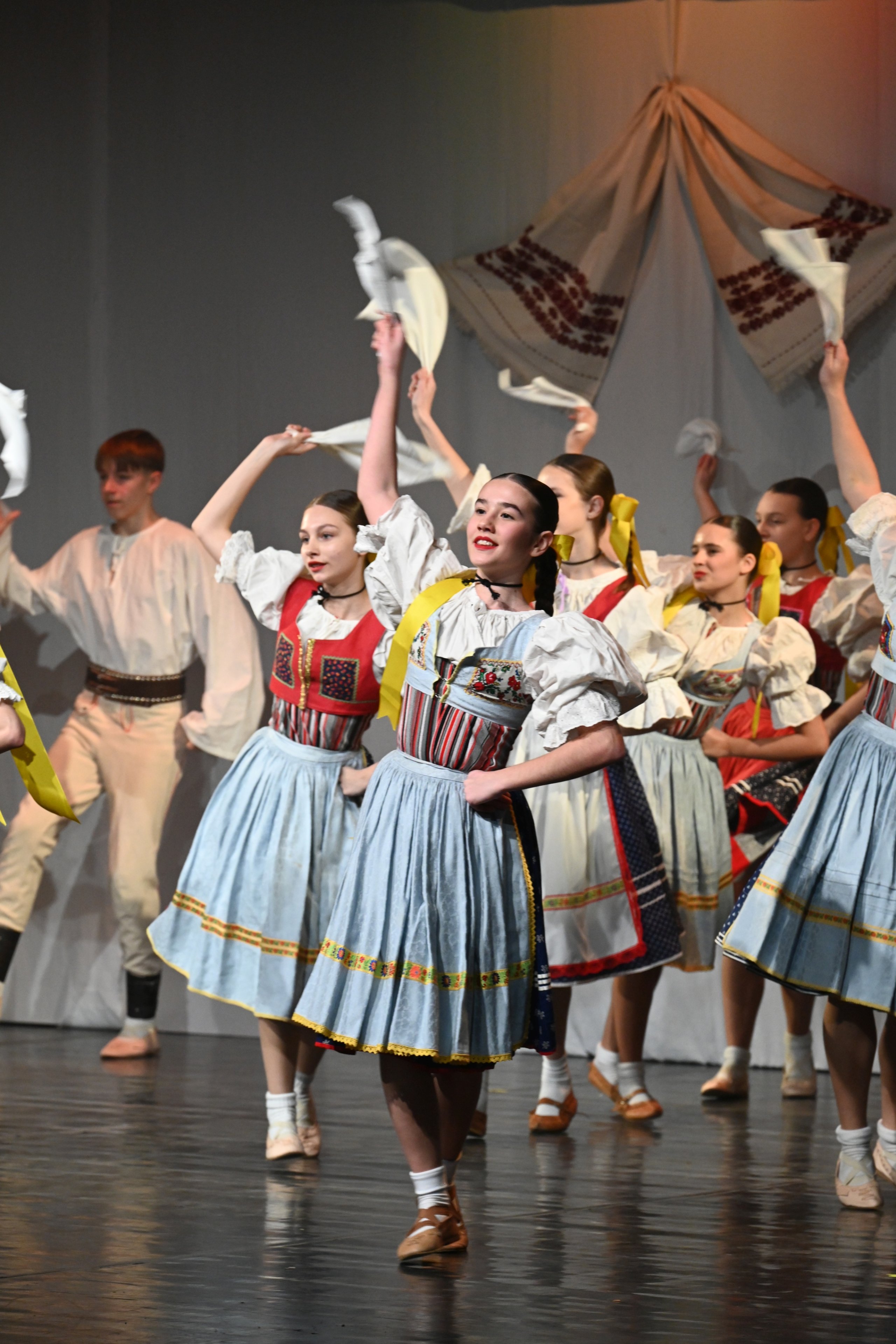 Hopsa deti, hopsasa...