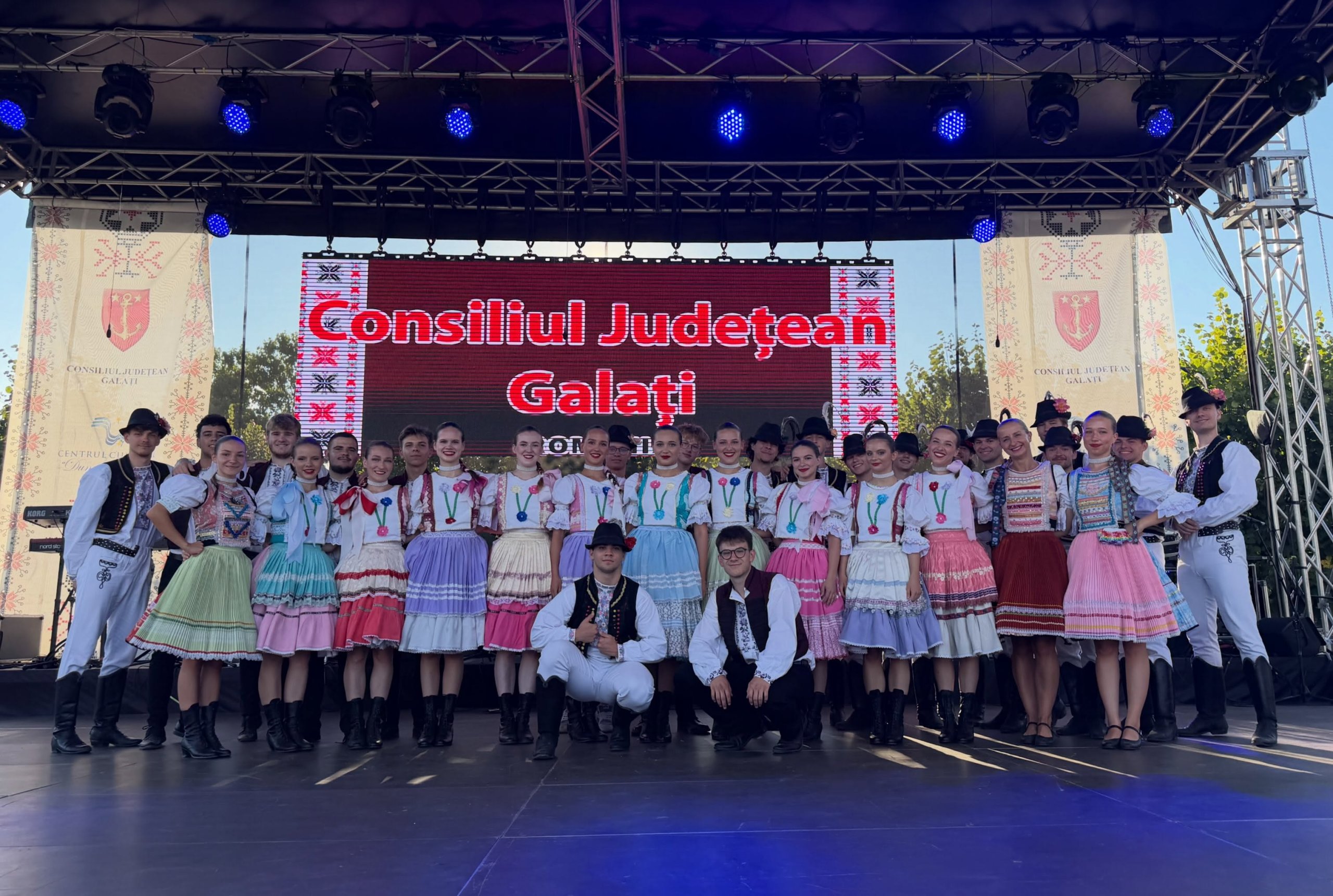 International Folklore festival "DOINA COVURLUIULUI"_Zahraničná prezentácia