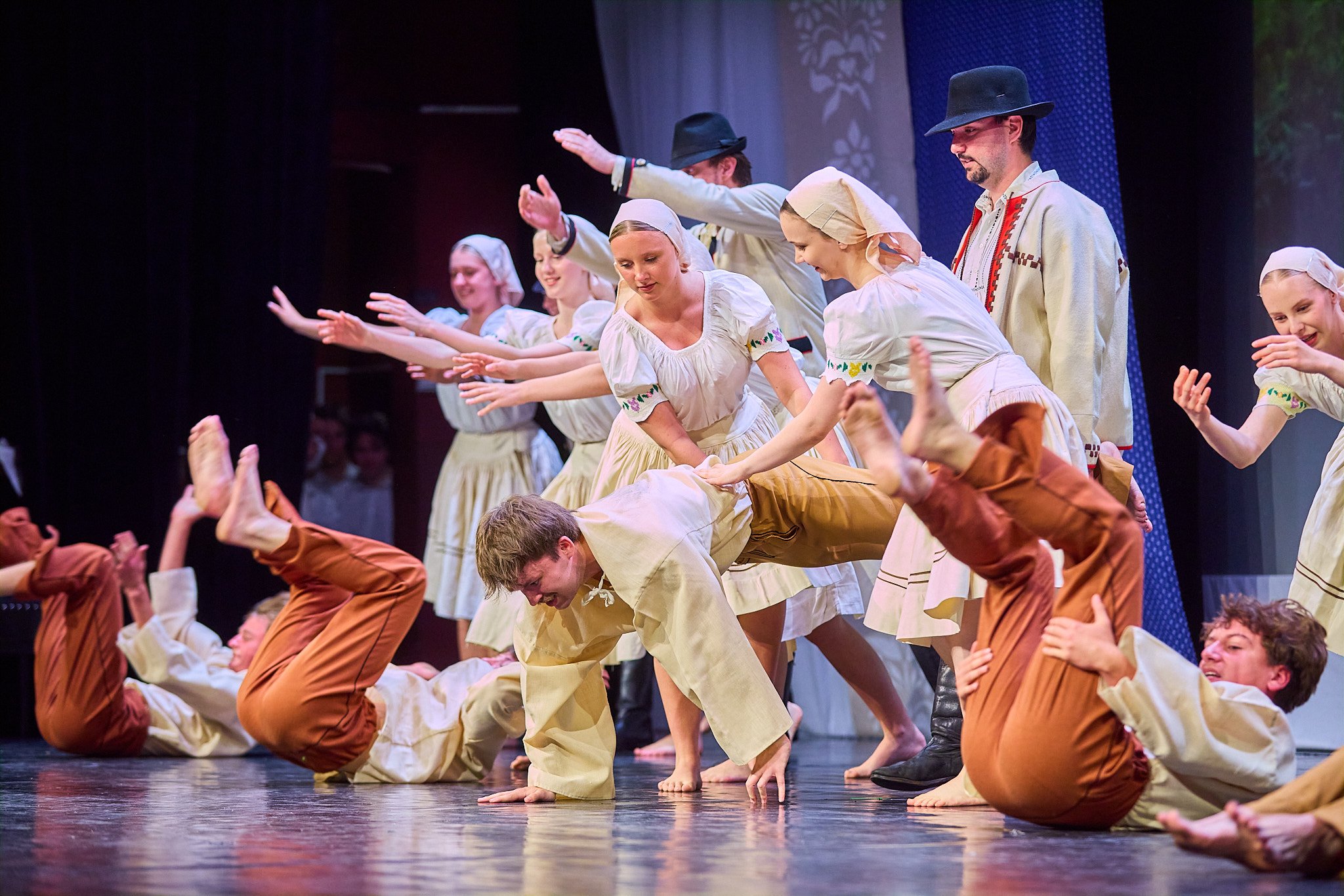 A pri našom jaročku - uvedenie novej choreografie "Z parobka gazda"
