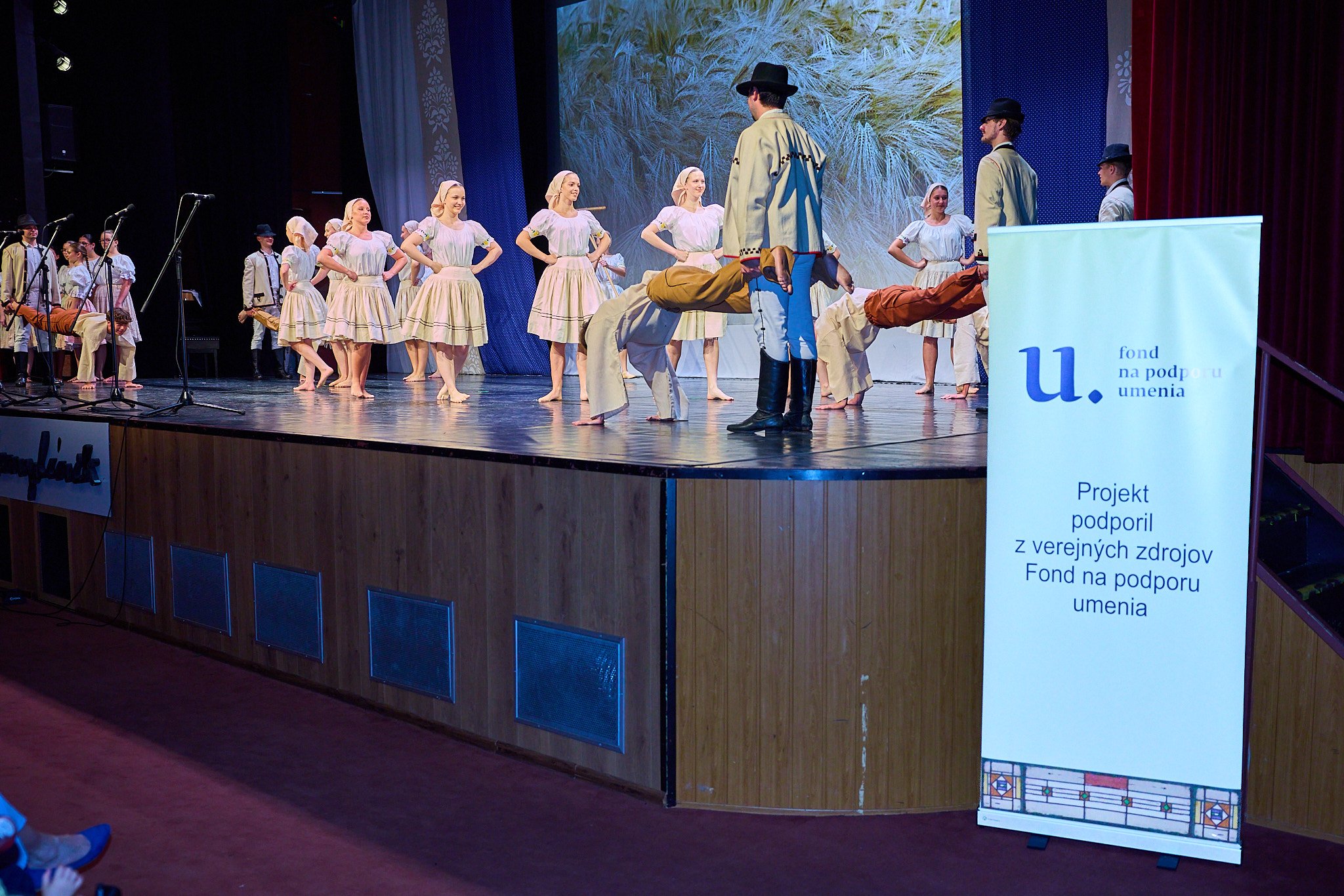 A pri našom jaročku - uvedenie novej choreografie "Z parobka gazda"