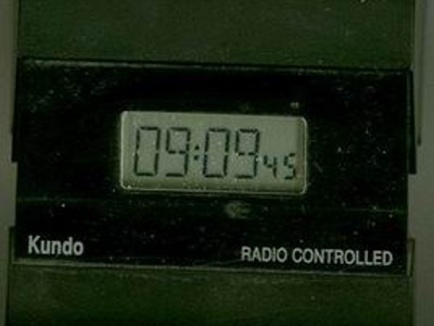 Rádiom riadené hodiny